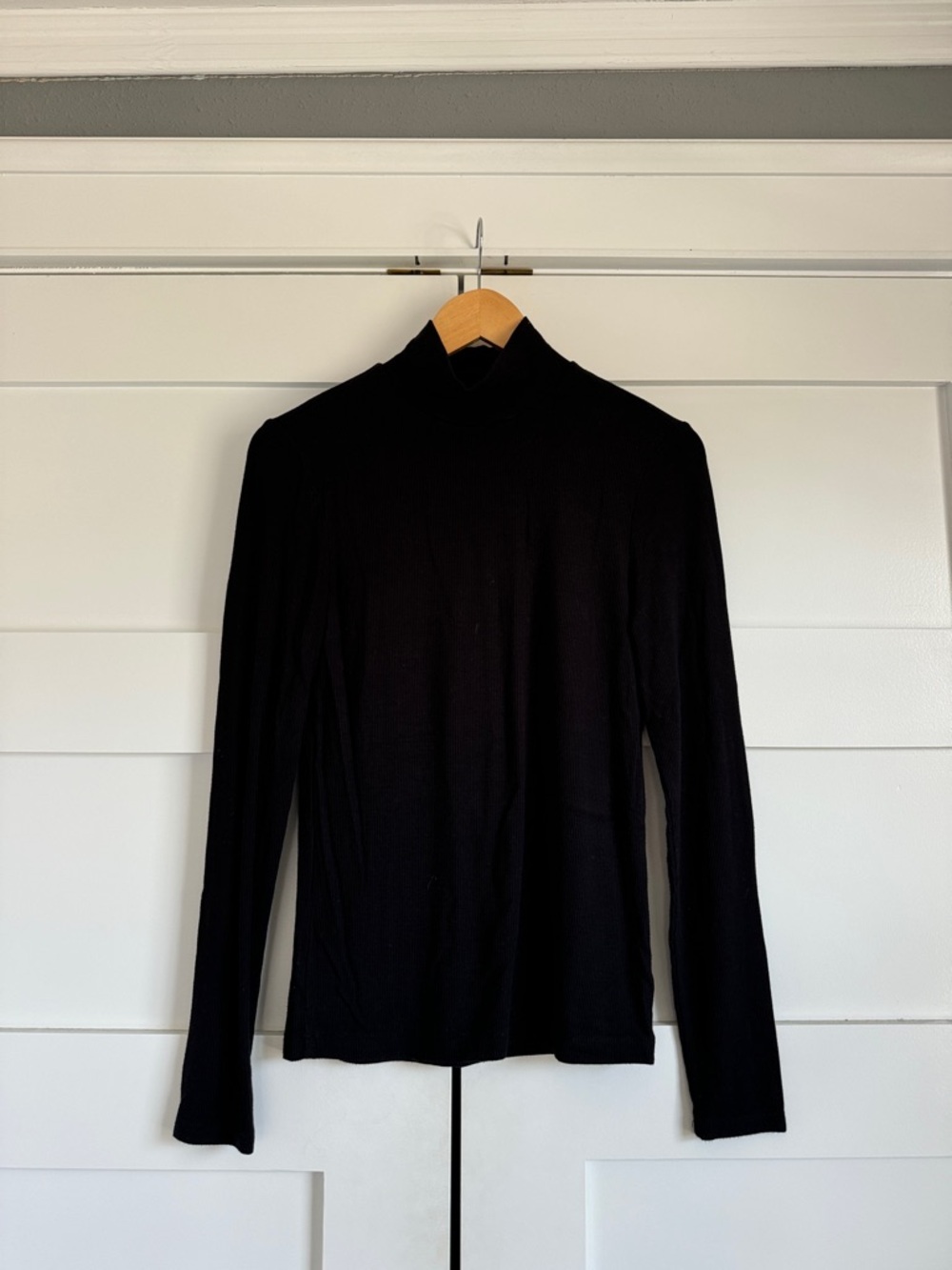 Sanctuary Black Mockneck Sweater/Tee